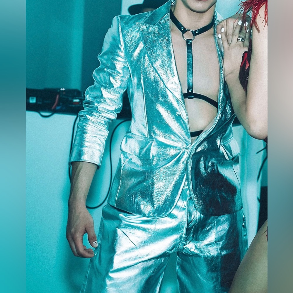 Selling complete outfit (just one time used). Designer: COMME des GARÇONS.
